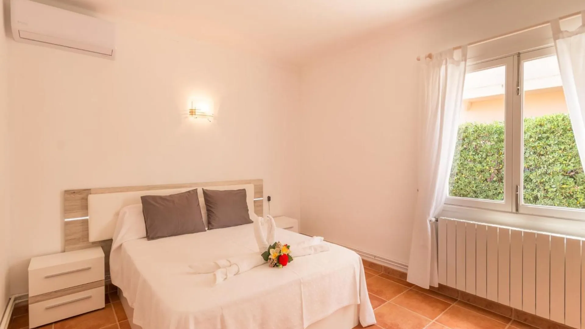 קאלה ראטג'אדה Holiday Home In Playa Na Ferradura Beach 0*, קאלה ראטג'אדה